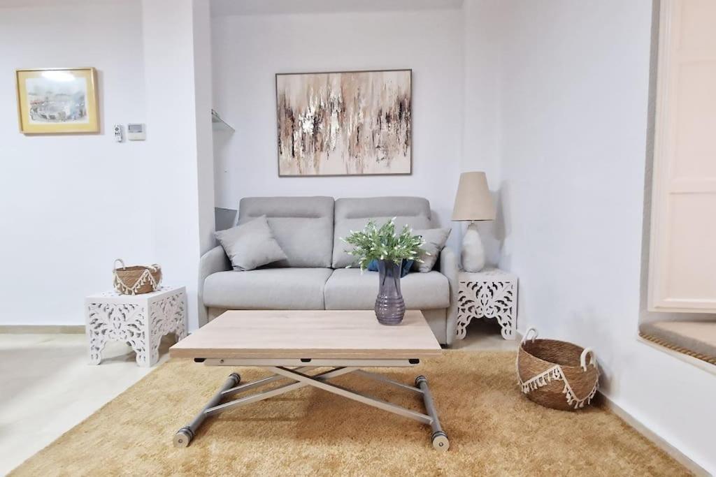 Precioso En Santa Cruz Lirio Bajo Apartment Seville Luaran gambar
