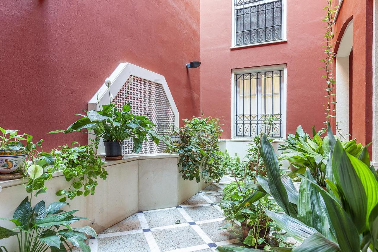 Precioso En Santa Cruz Lirio Bajo Apartment Seville Luaran gambar